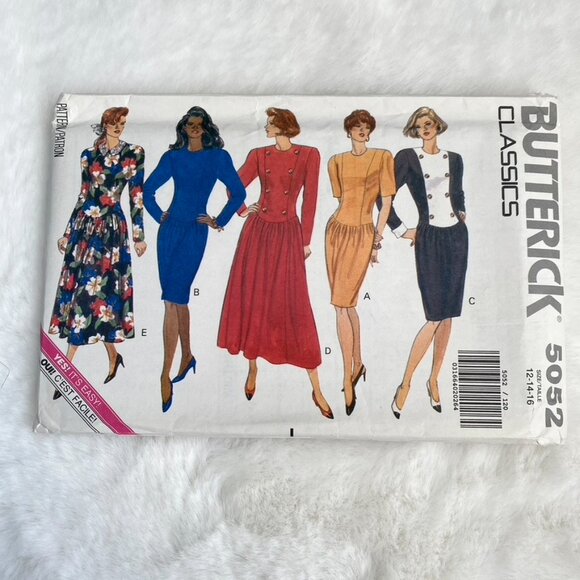 2 Butterick Classics Sewing Patterns - Picture 2 of 5